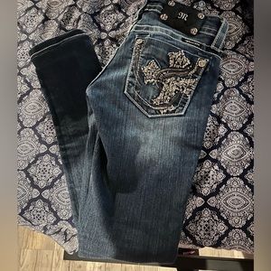 Miss me size 25 skinny low rise smoke free home excellent condition